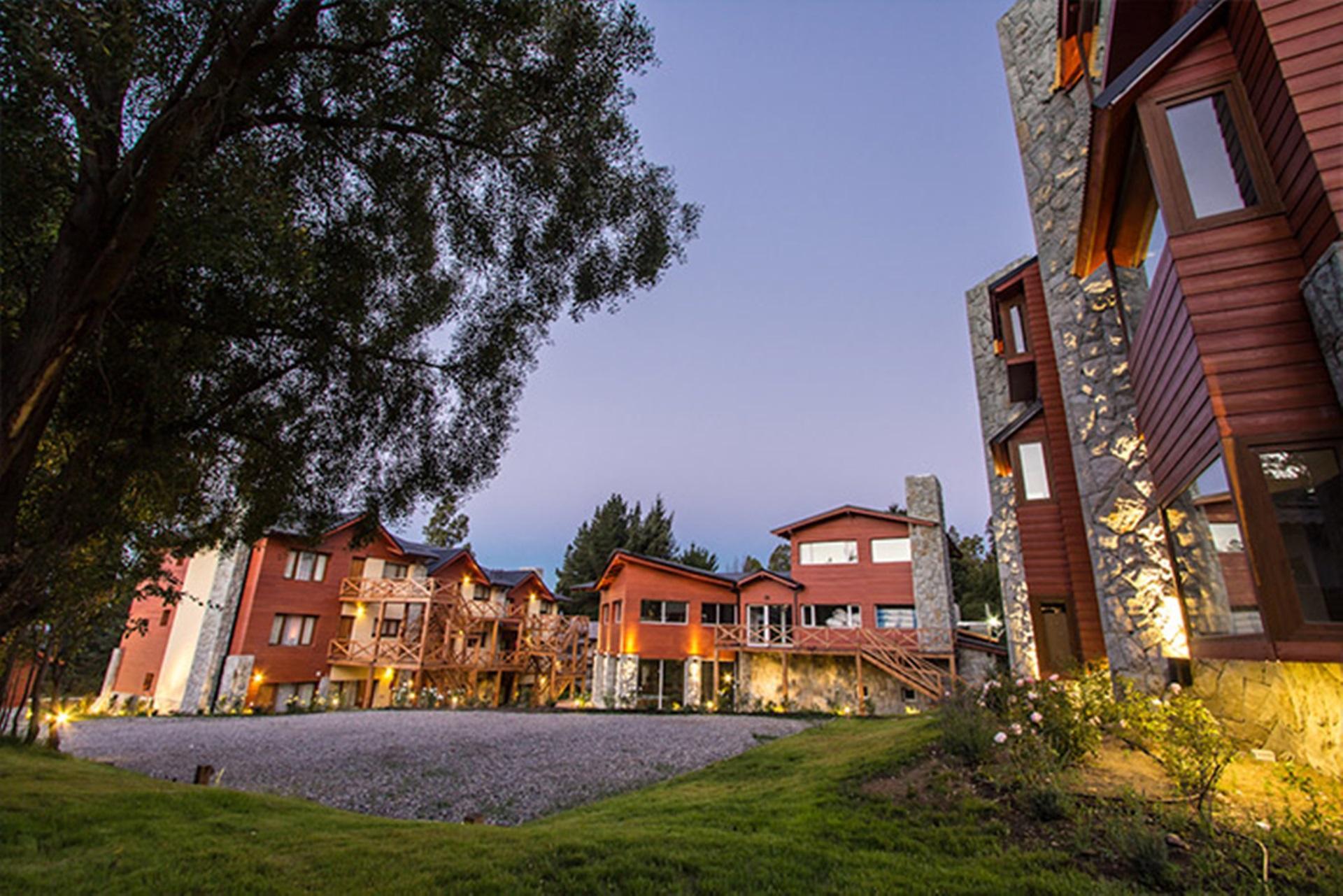 Los Robles Apart & Spa Сан-Карлос-де-Барилоче Экстерьер фото